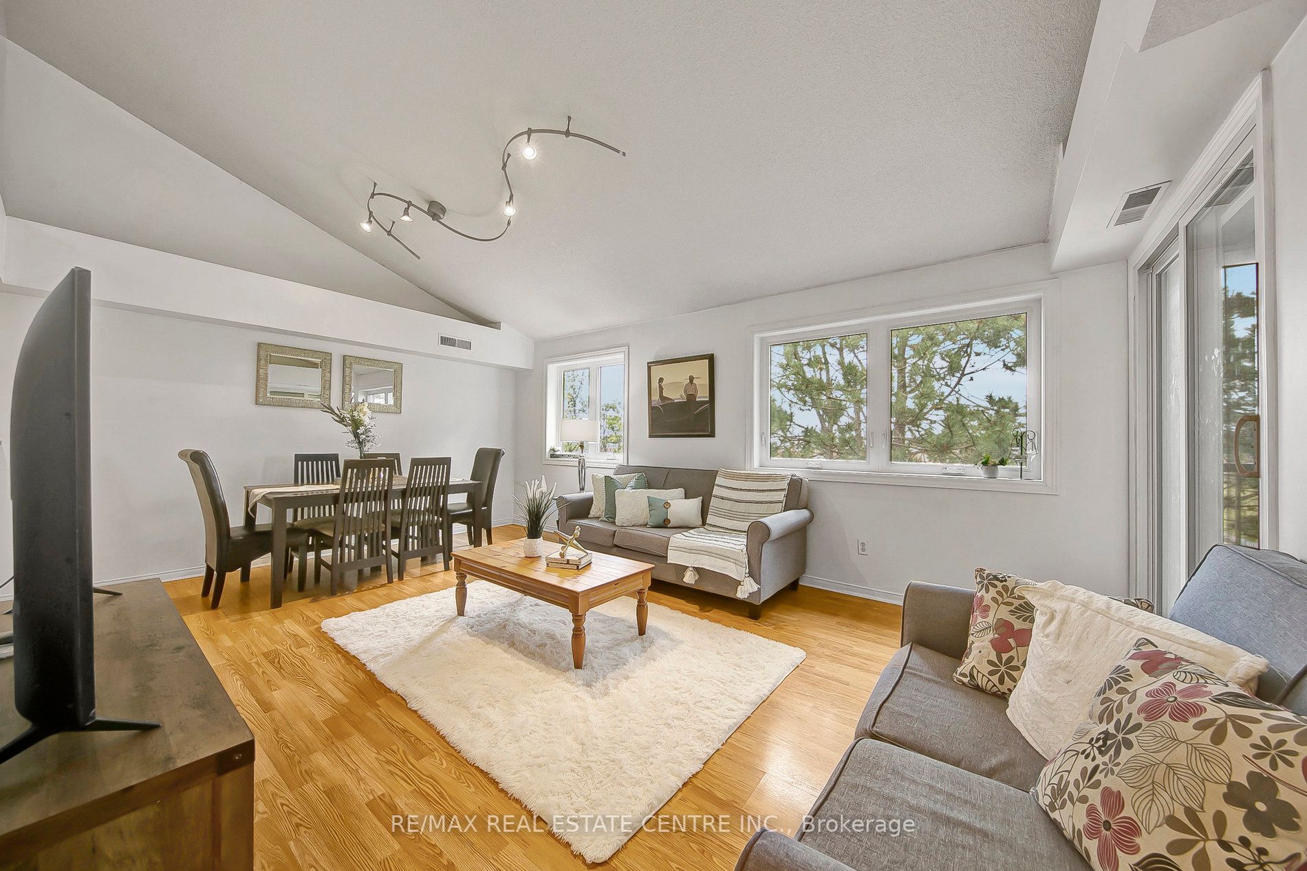 85 Bristol Rd E, #160