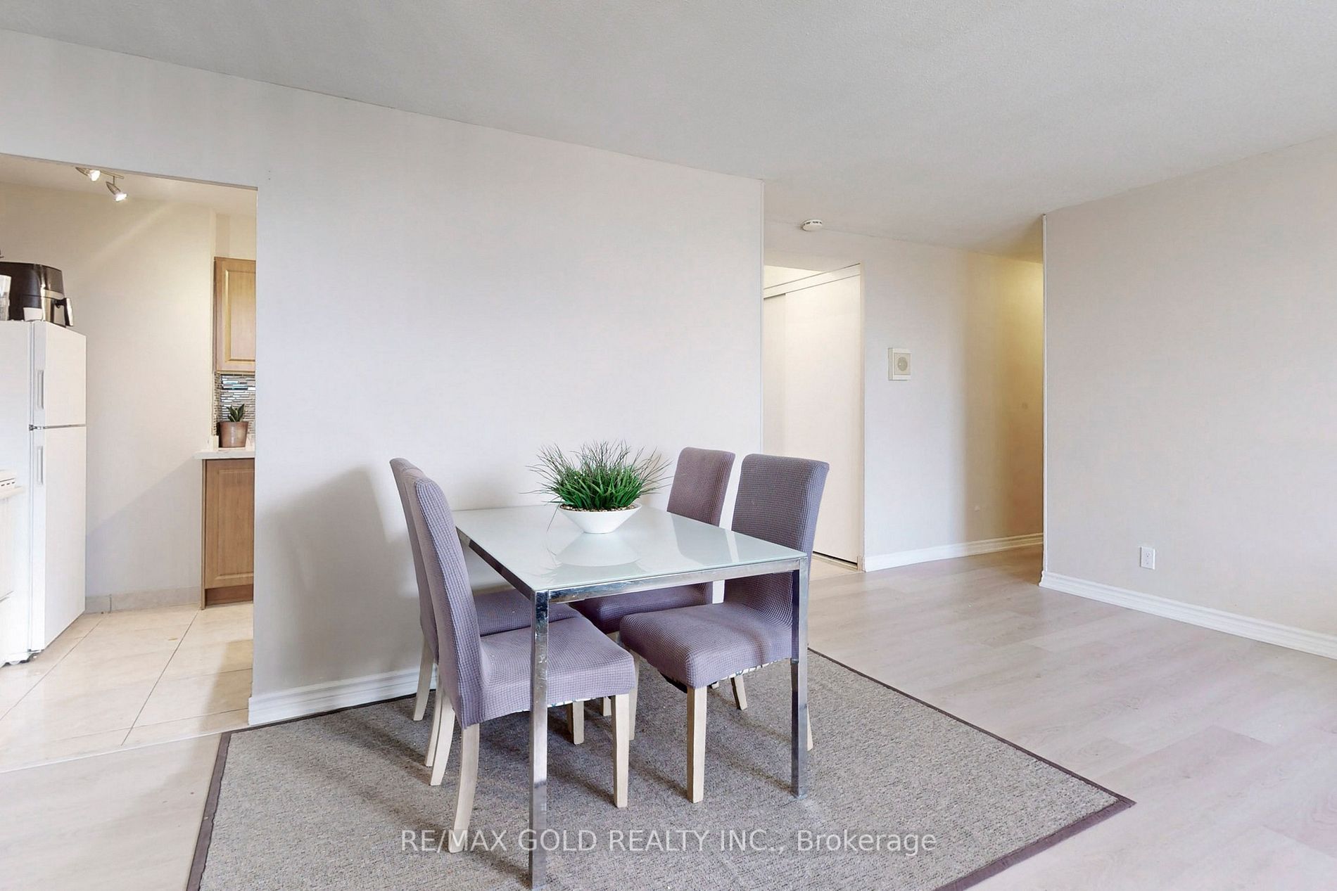 2835 Islington Ave, #515