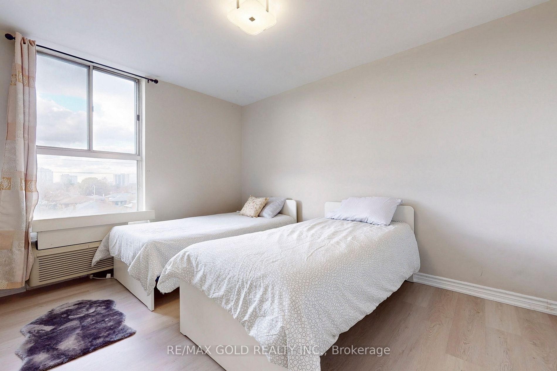 2835 Islington Ave, #515