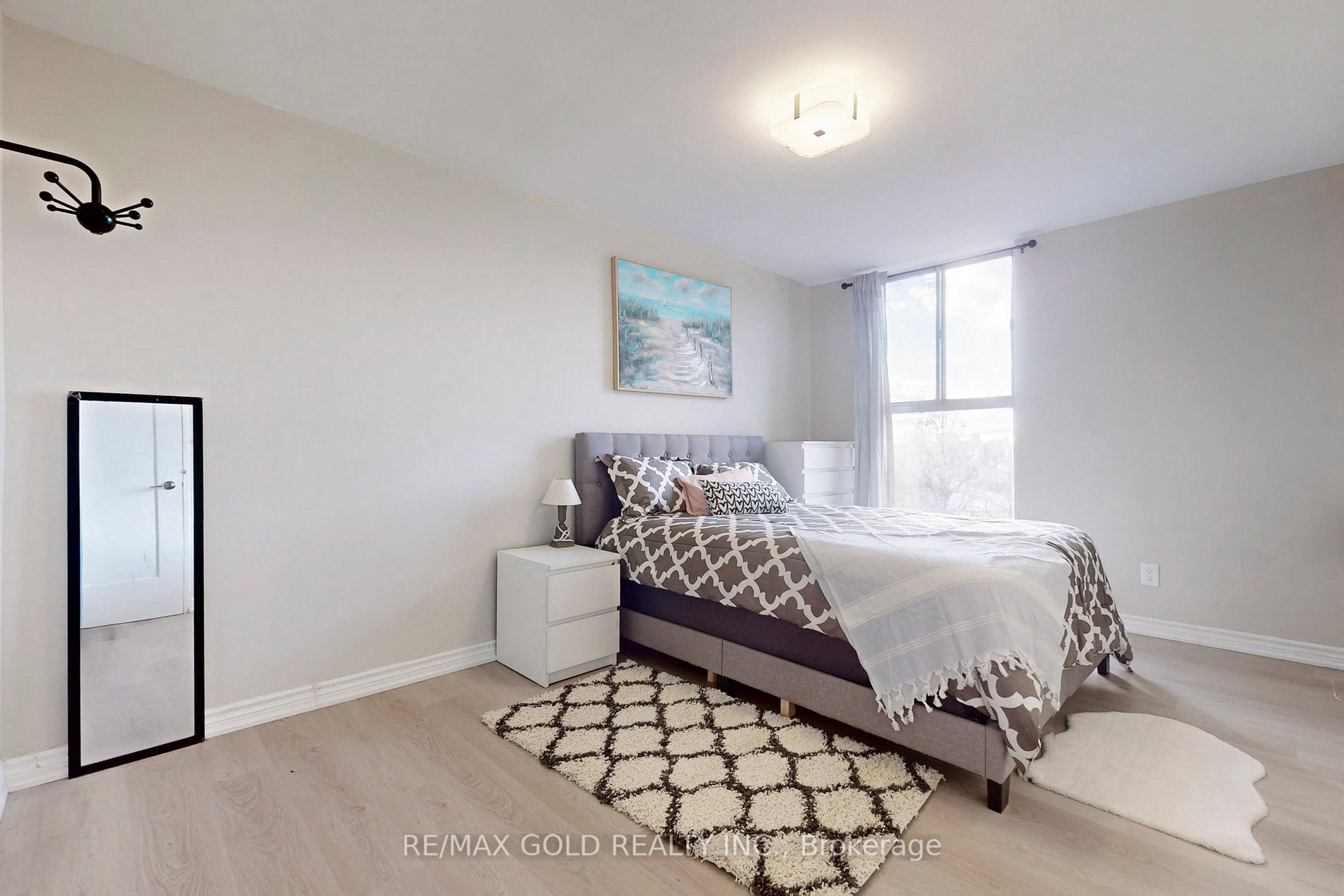 2835 Islington Ave, #515