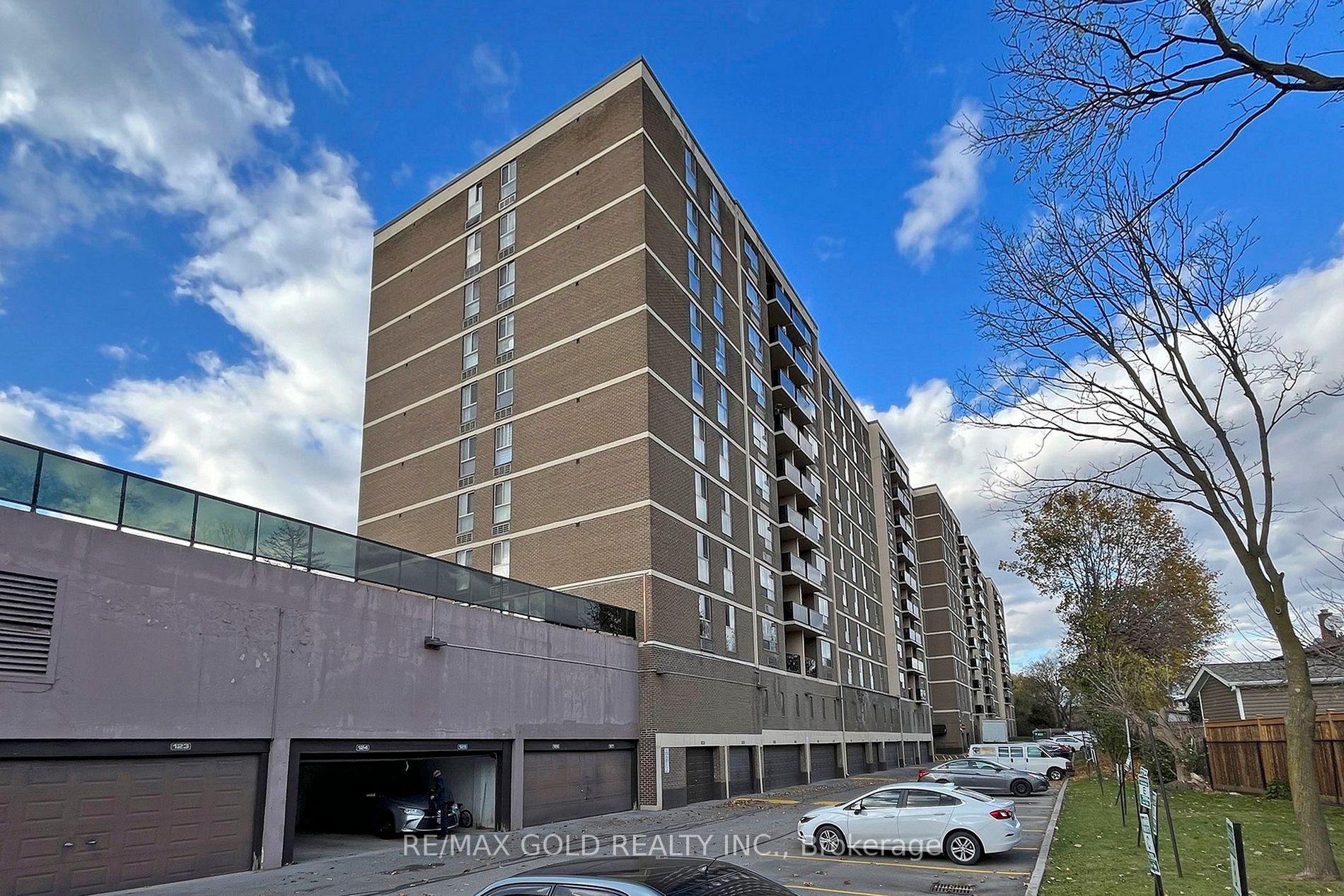 2835 Islington Ave, #515