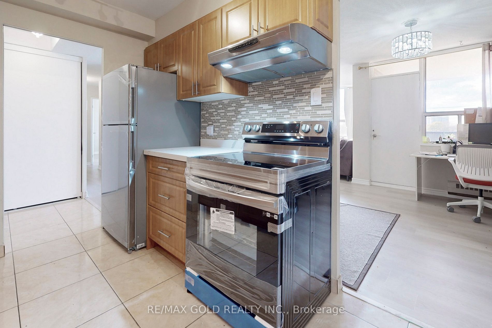 2835 Islington Ave, #515