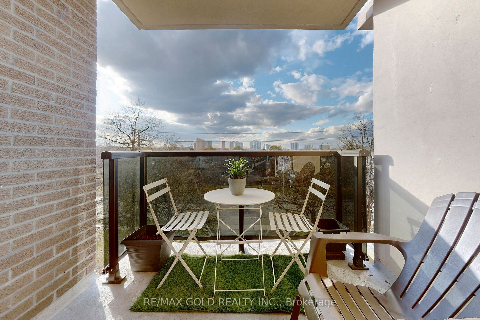 2835 Islington Ave, #515