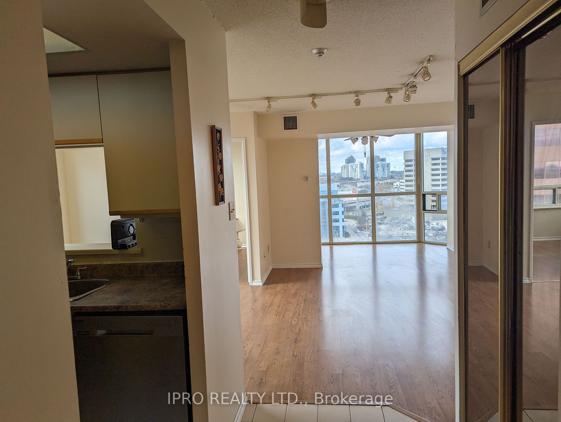 265 Enfield Pl, #1504