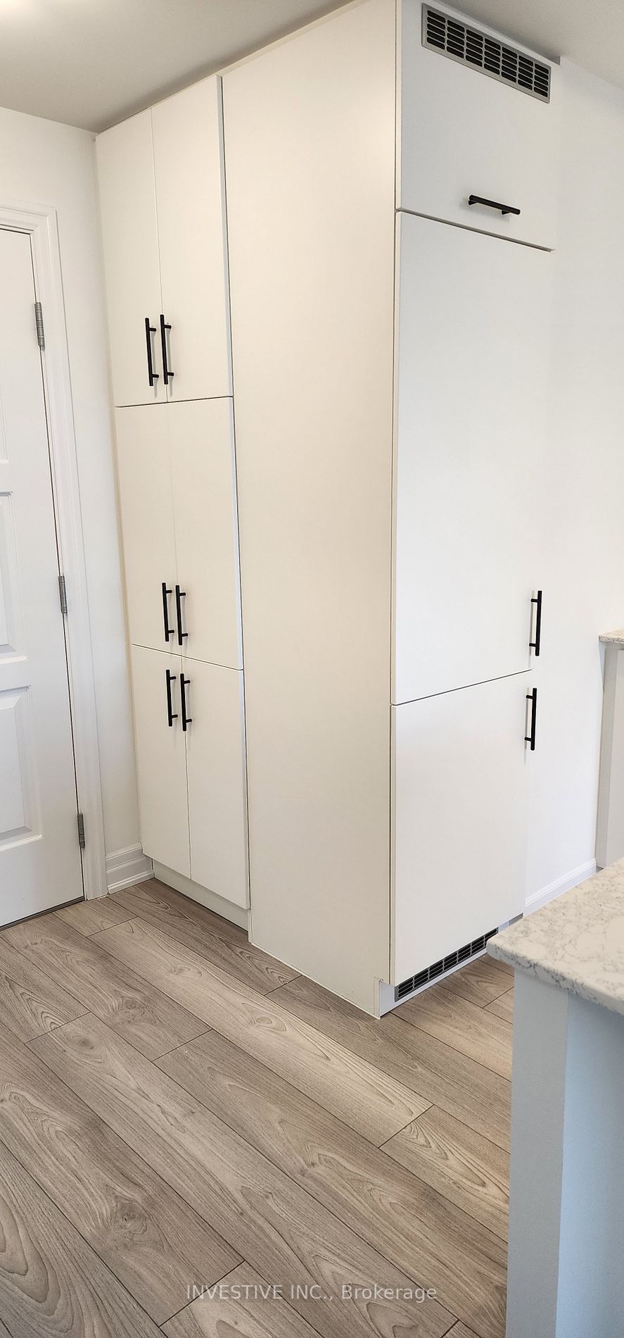 36 Elm Dr, #3401