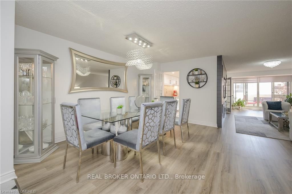 1237 North Shore Blvd E, #301