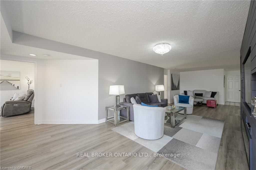 1237 North Shore Blvd E, #301