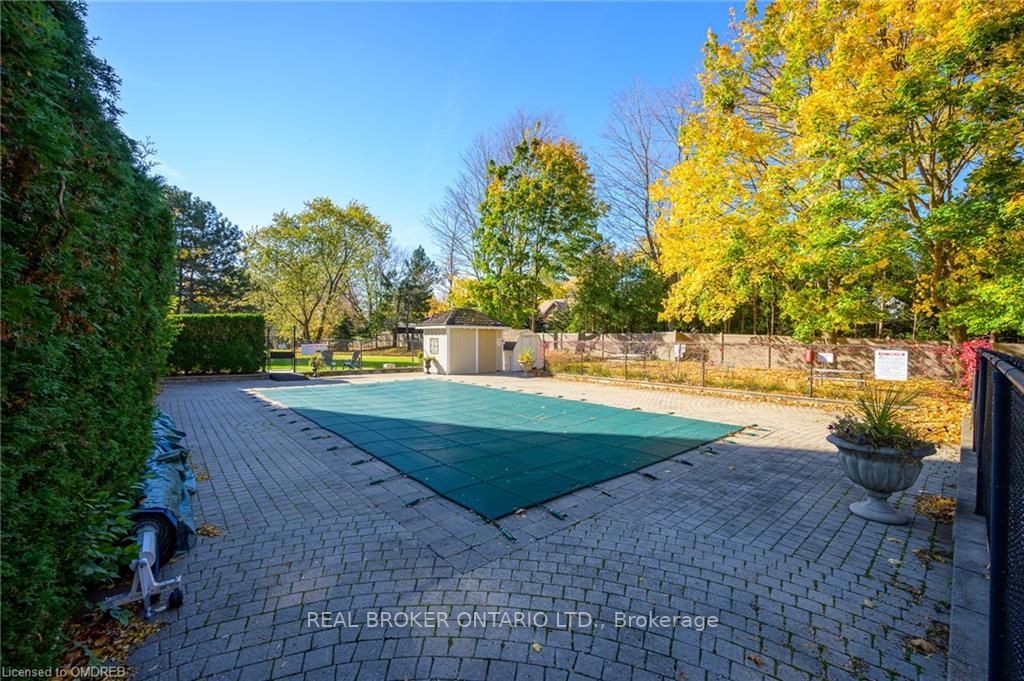 1237 North Shore Blvd E, #301