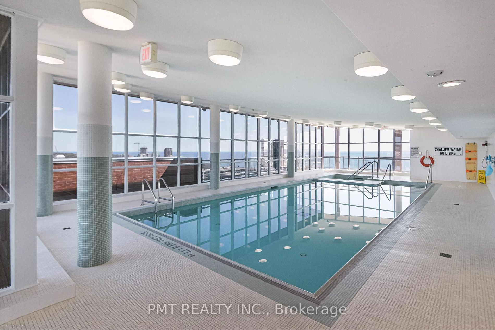 551 Maple Ave, #405