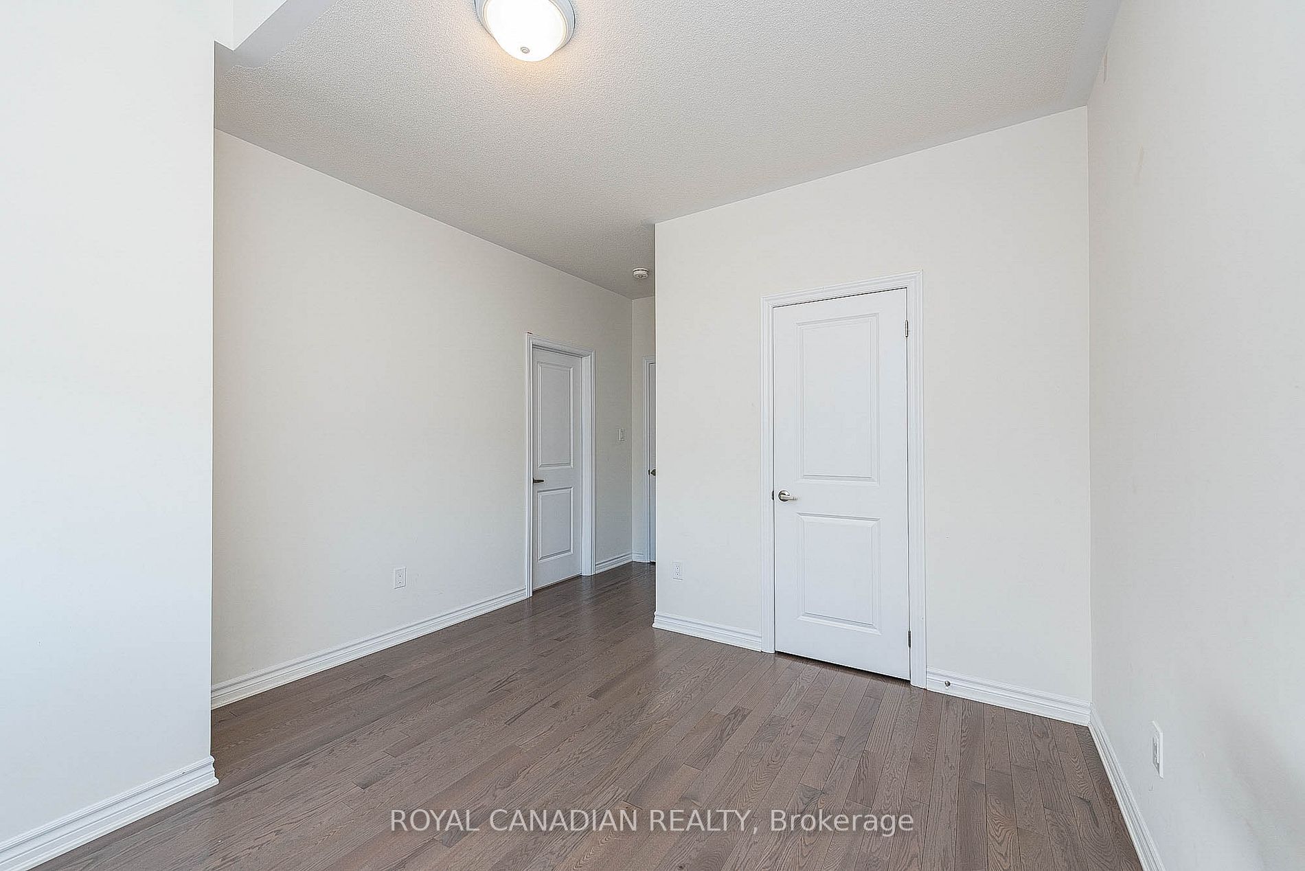 32 Spinland St