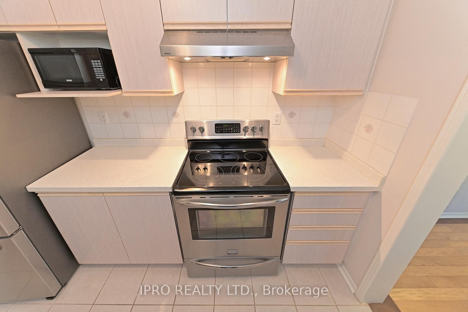 8305 Mclaughlin Rd S, #31