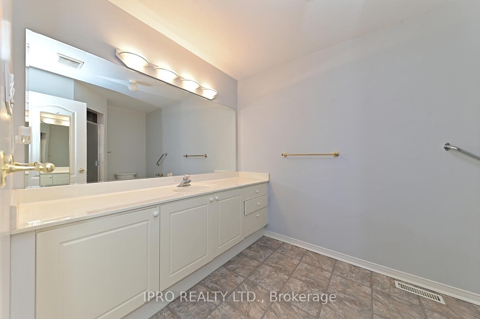 8305 Mclaughlin Rd S, #31