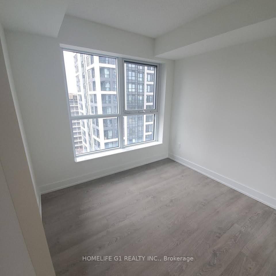 9 Mabelle Ave, #2318