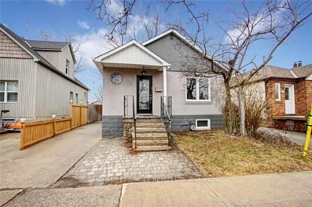 1058 Alexandra Ave W, #Bsmt