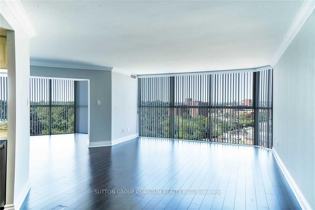 2091 Hurontario St, #1005