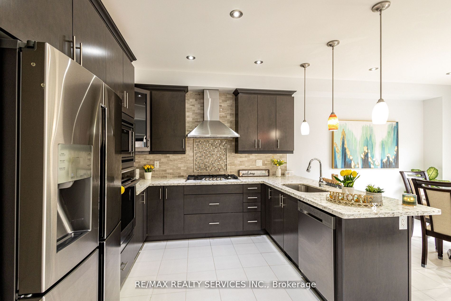 90 Yardley Cres