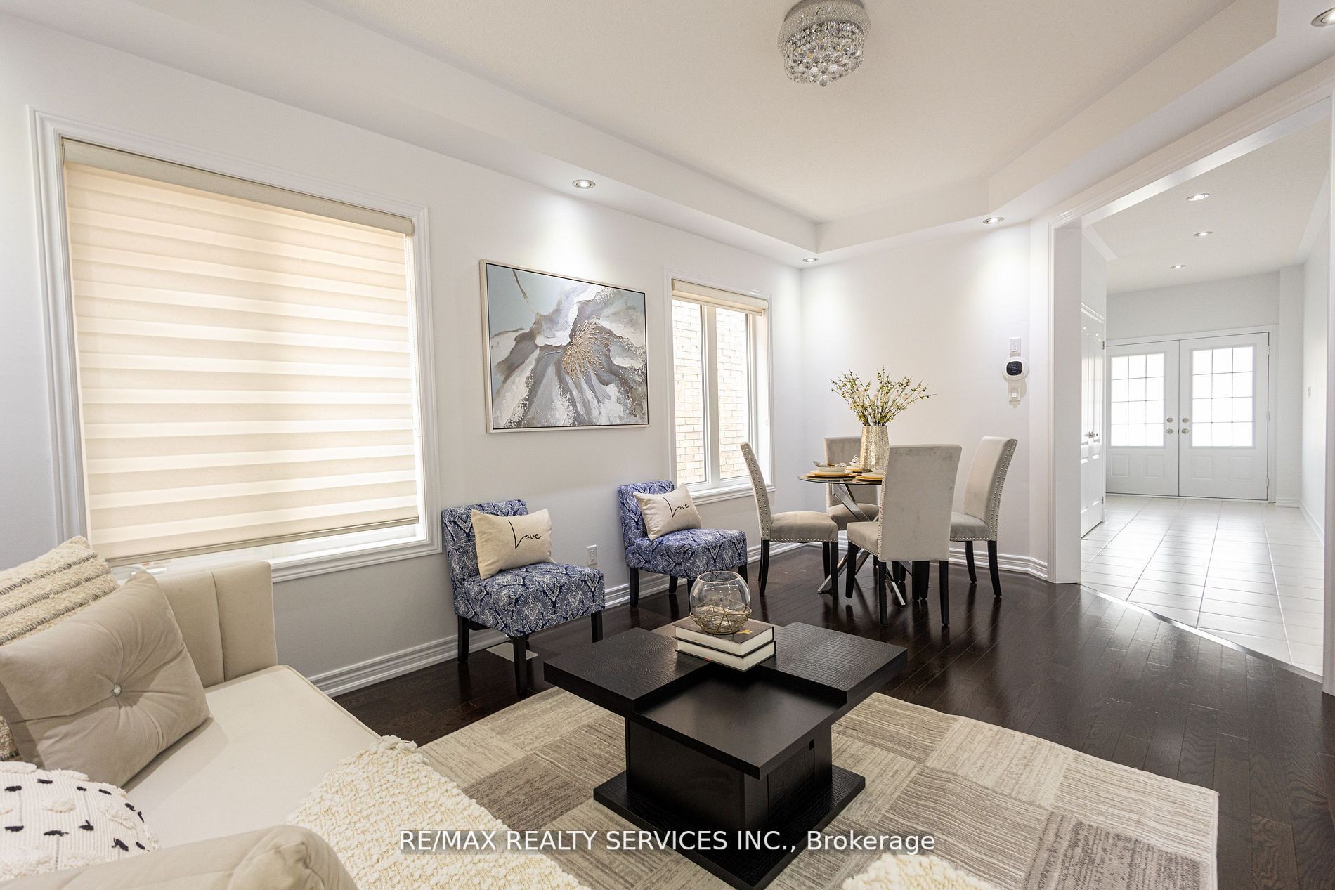 90 Yardley Cres