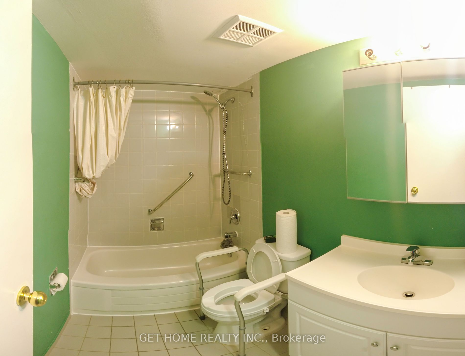 21 Markbrook Lane N, #306