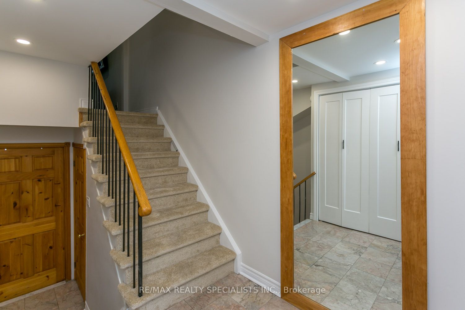 7077 ESTORIL Road, #29