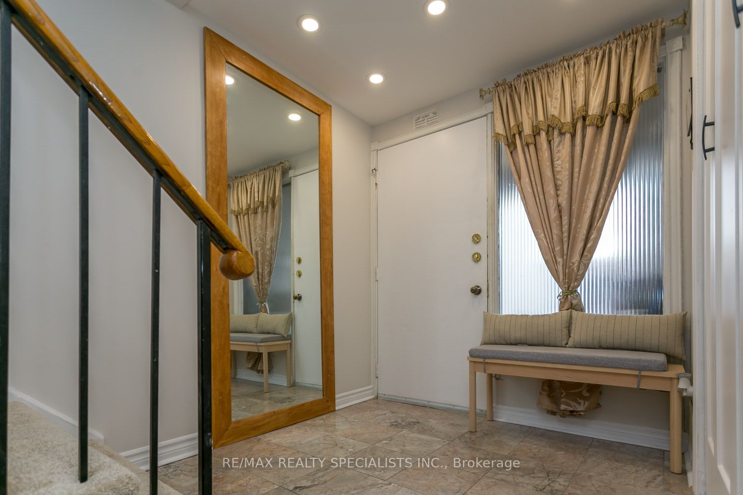 7077 ESTORIL Road, #29