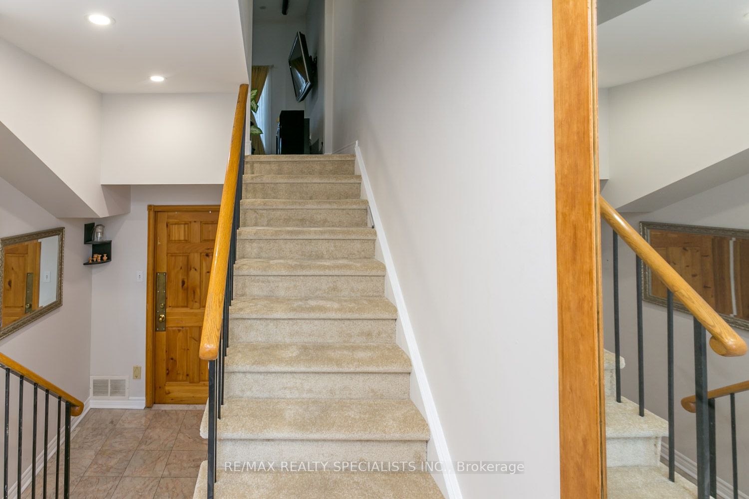 7077 ESTORIL Road, #29