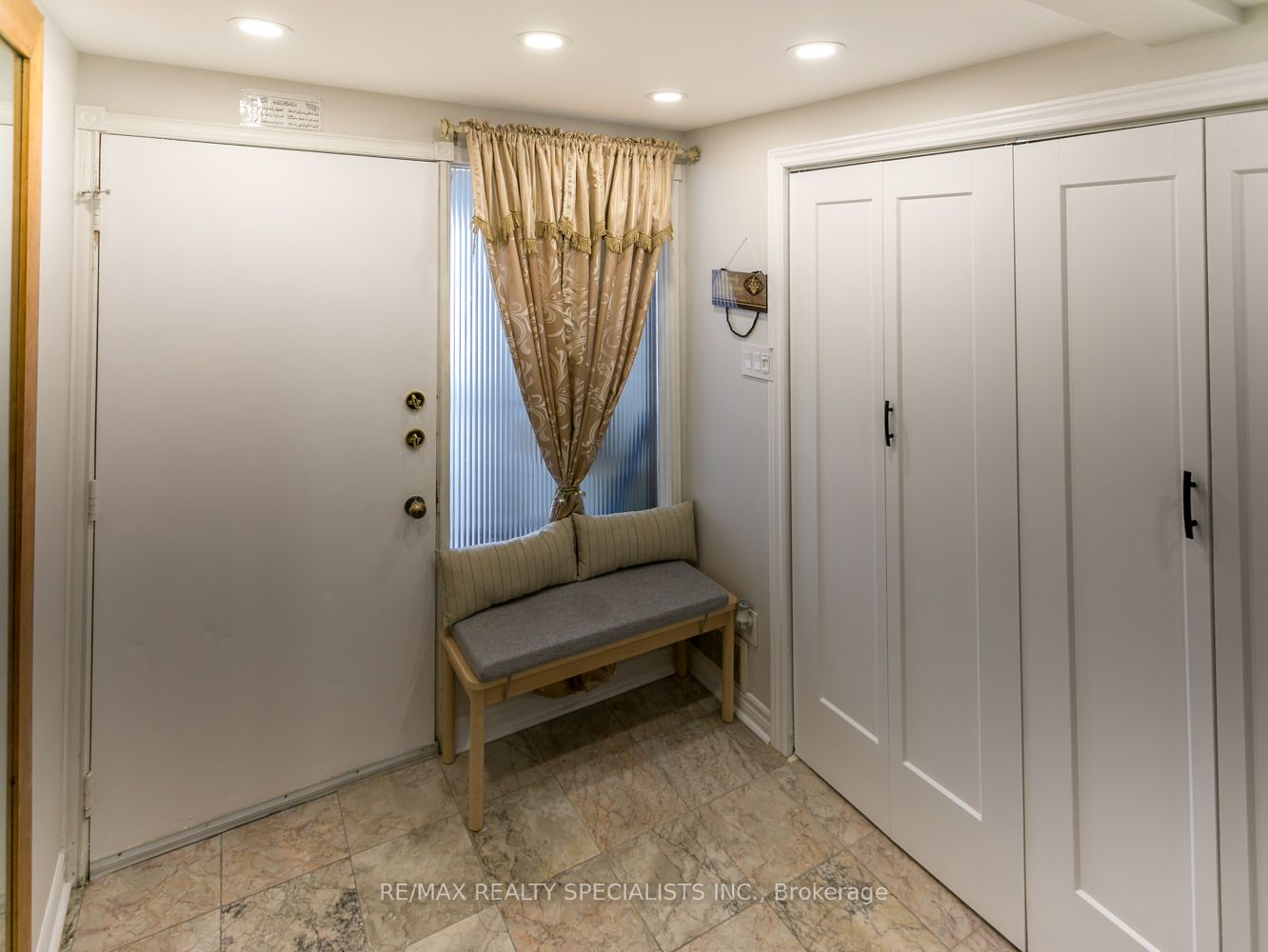 7077 ESTORIL Road, #29