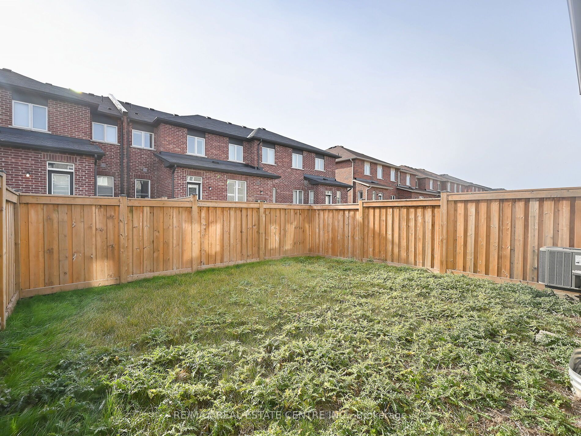 1552 Carr Landing Cres