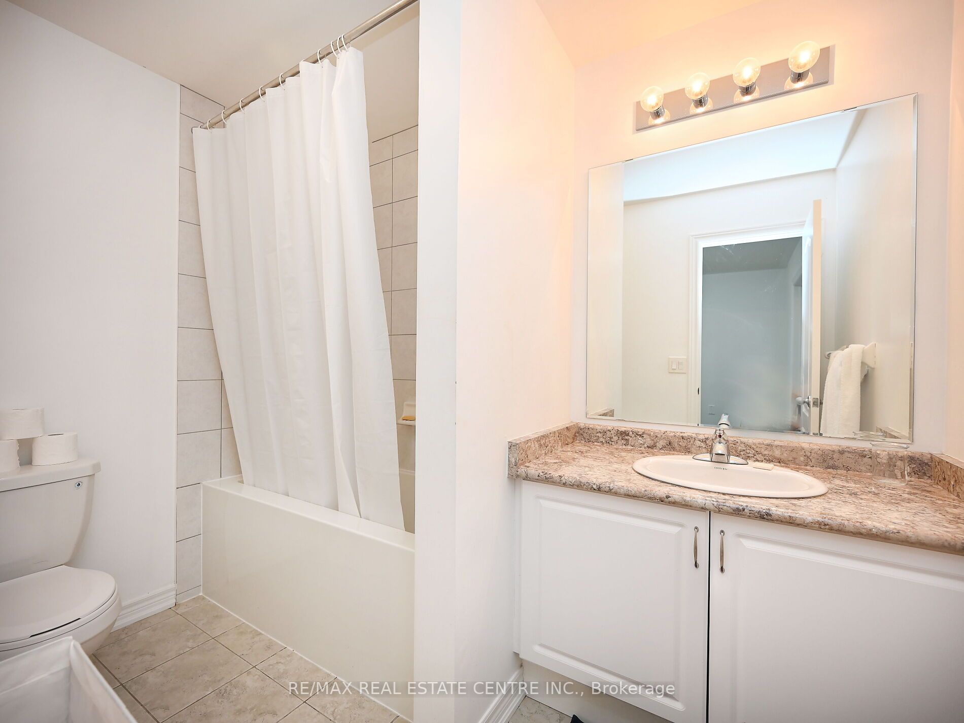 1552 Carr Landing Cres