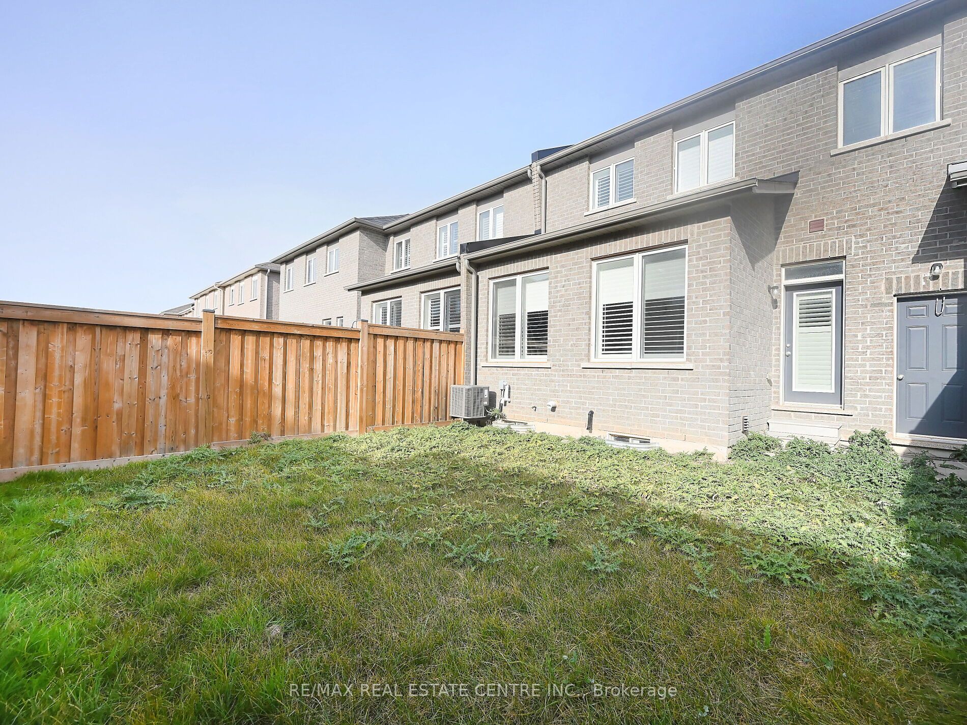 1552 Carr Landing Cres