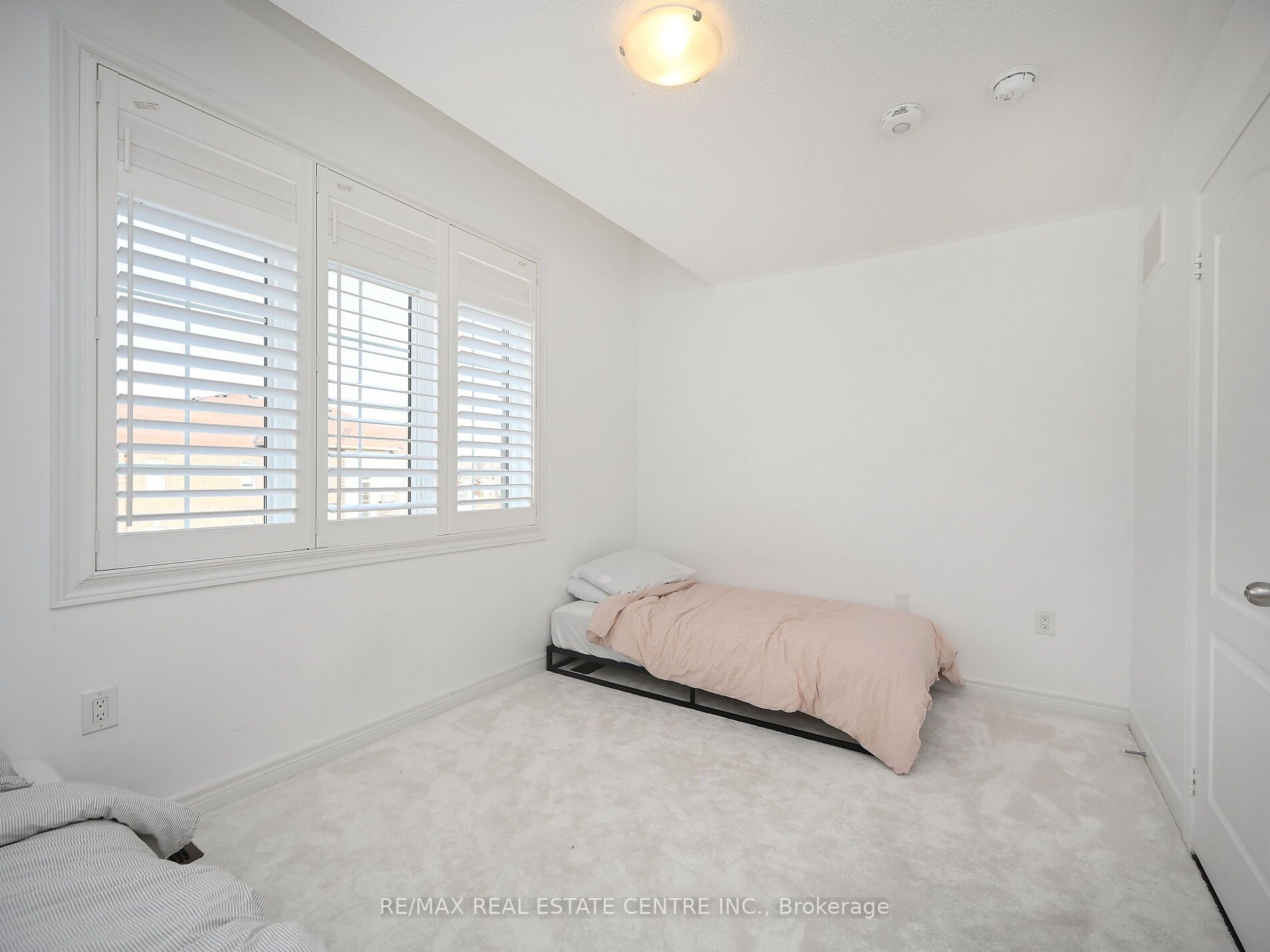 1552 Carr Landing Cres