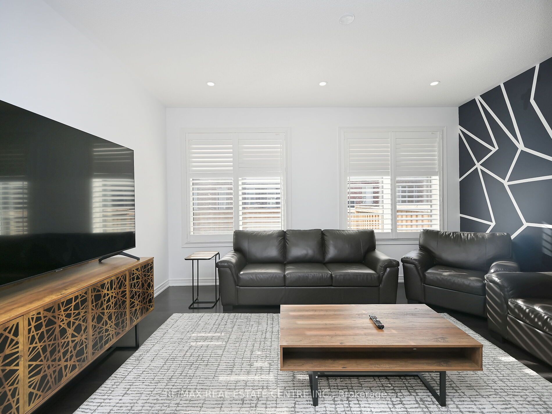 1552 Carr Landing Cres