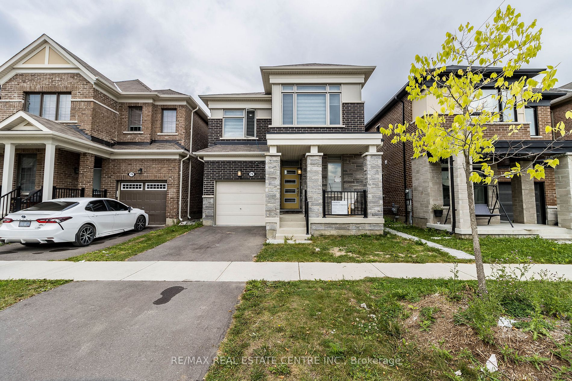72 Circus Cres, #Upper