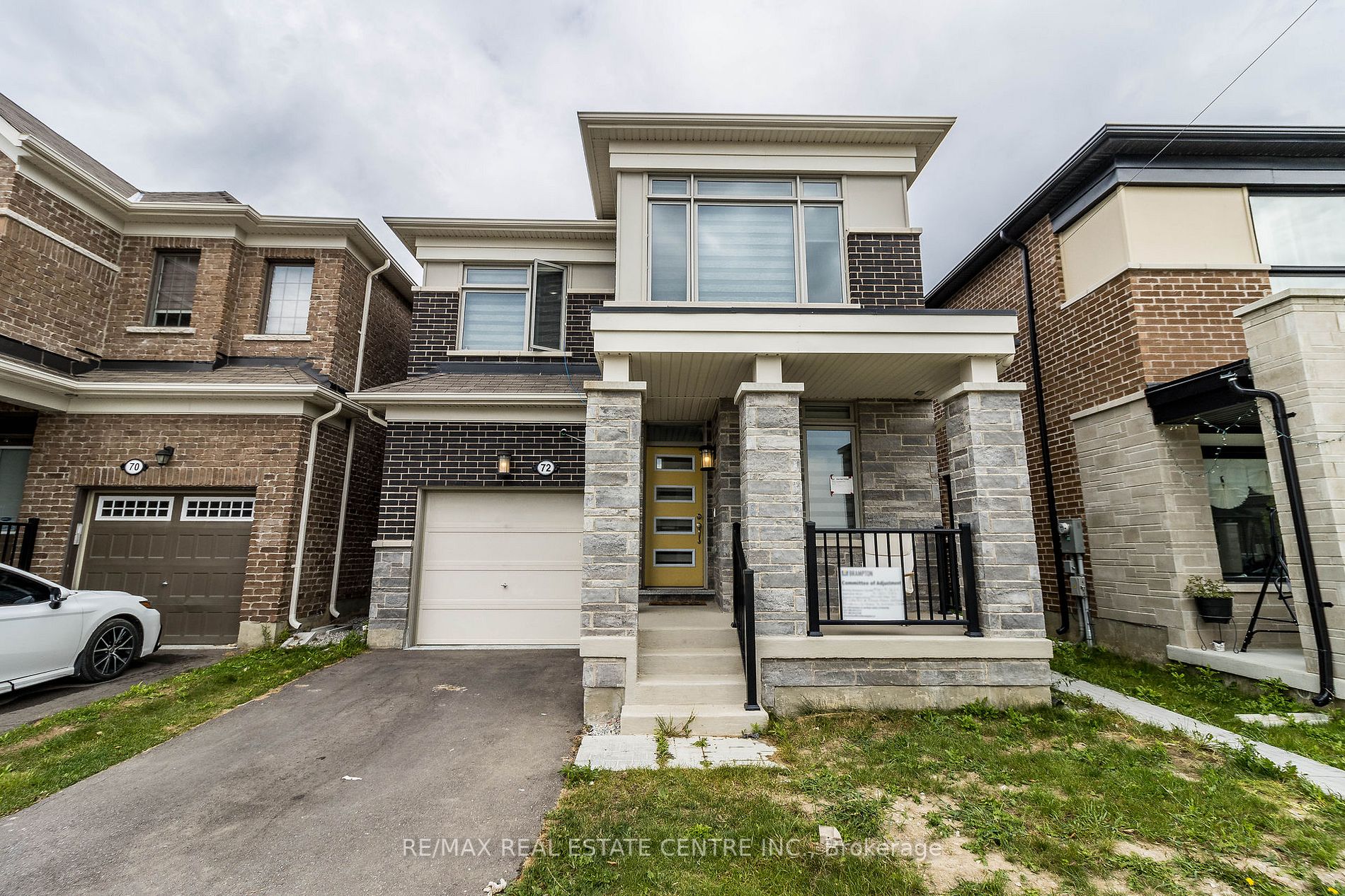 72 Circus Cres, #Upper