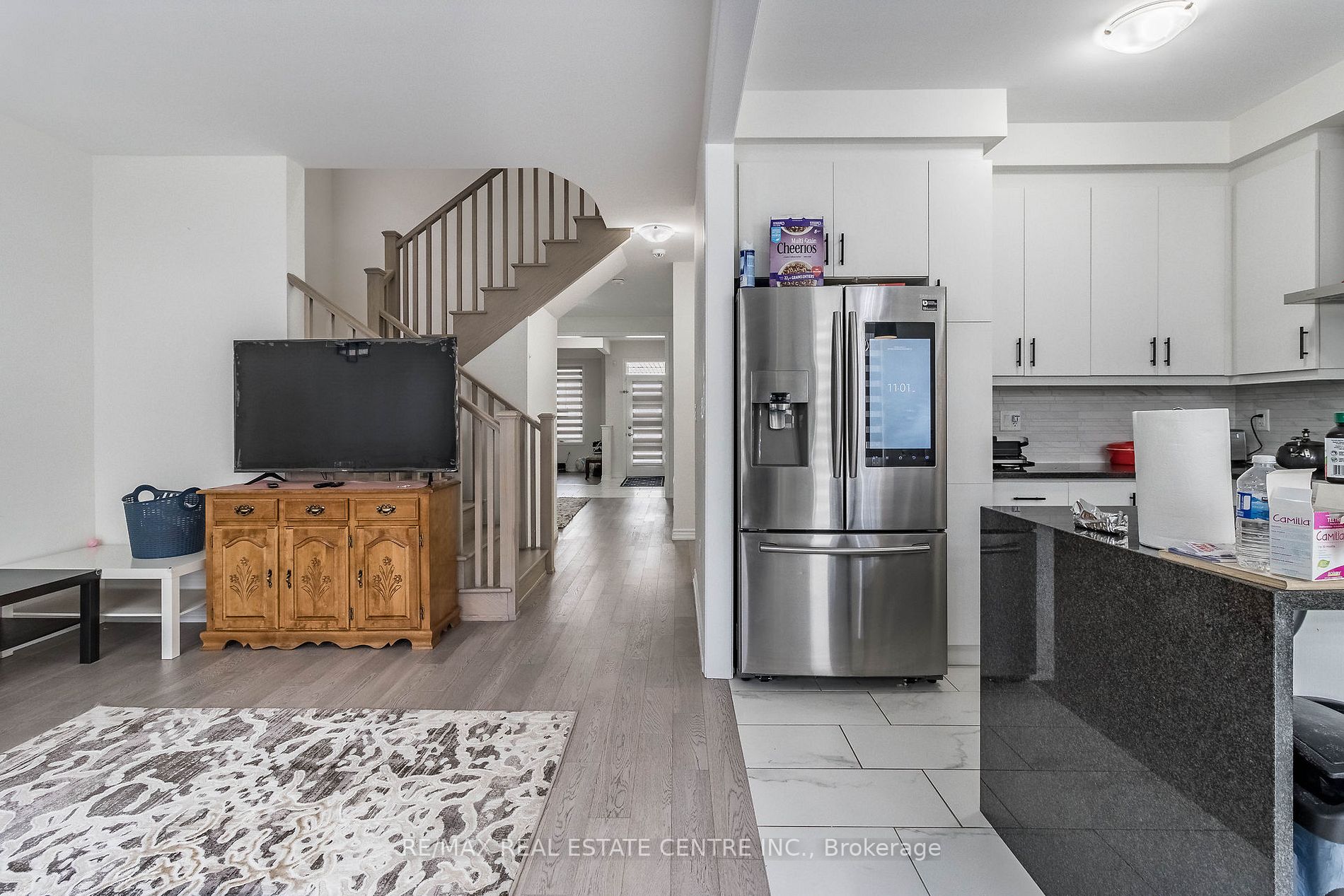 72 Circus Cres, #Upper