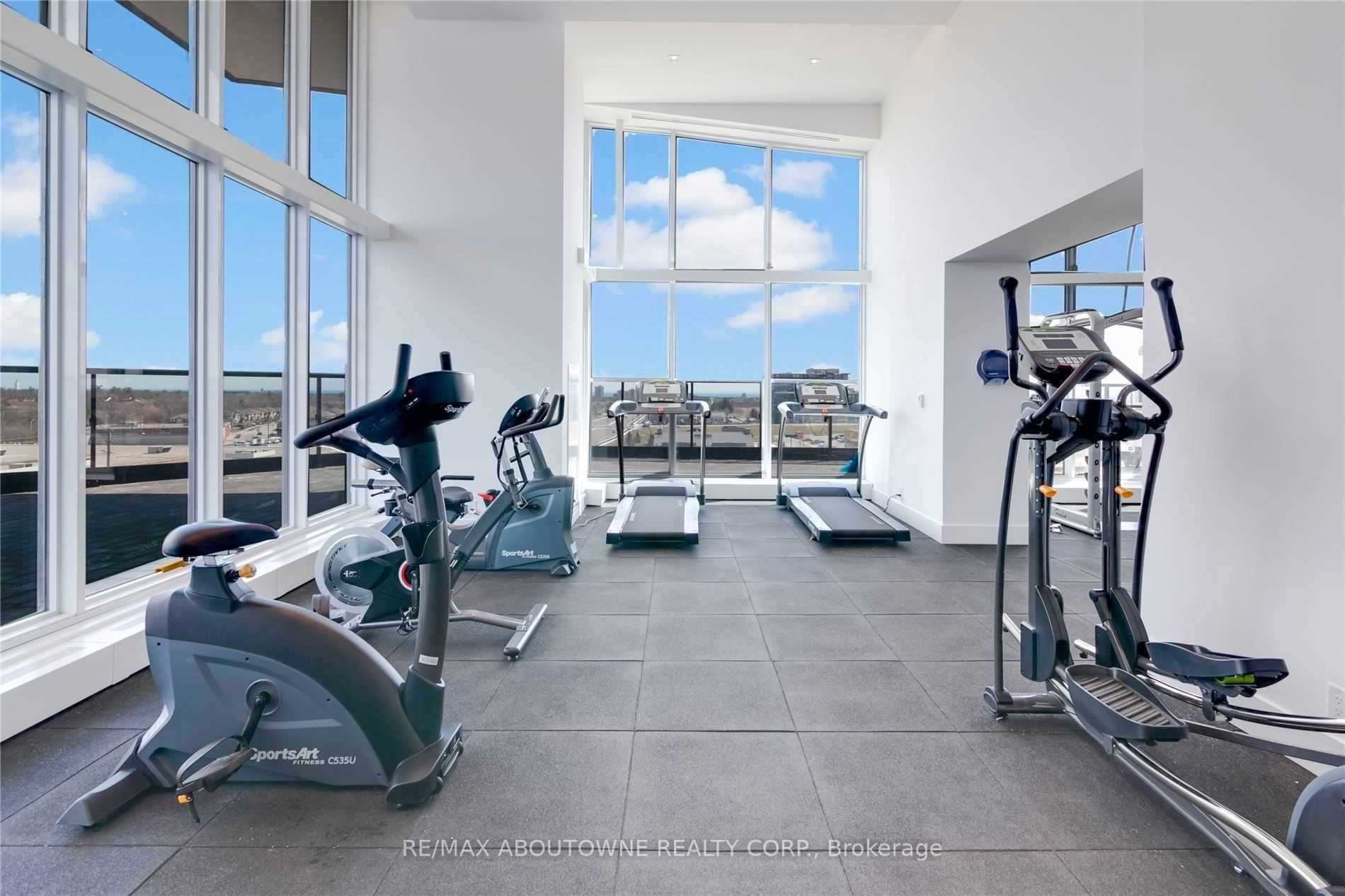 297 Oak Walk Dr, #1502