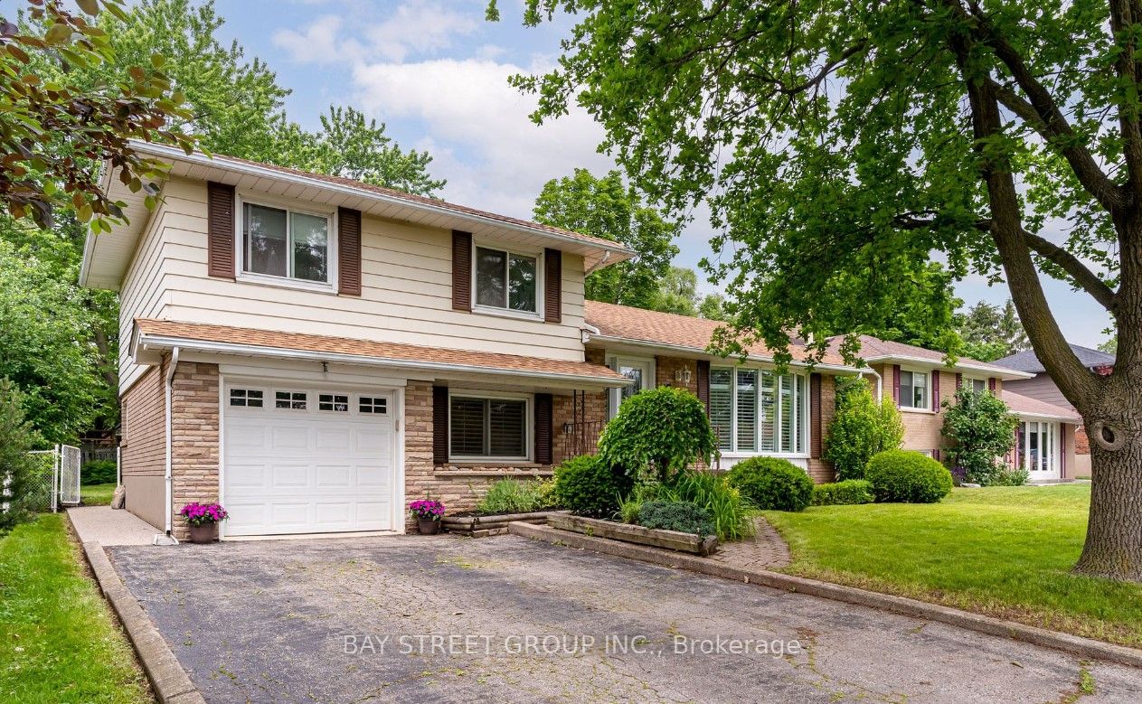 49 Rayne Ave