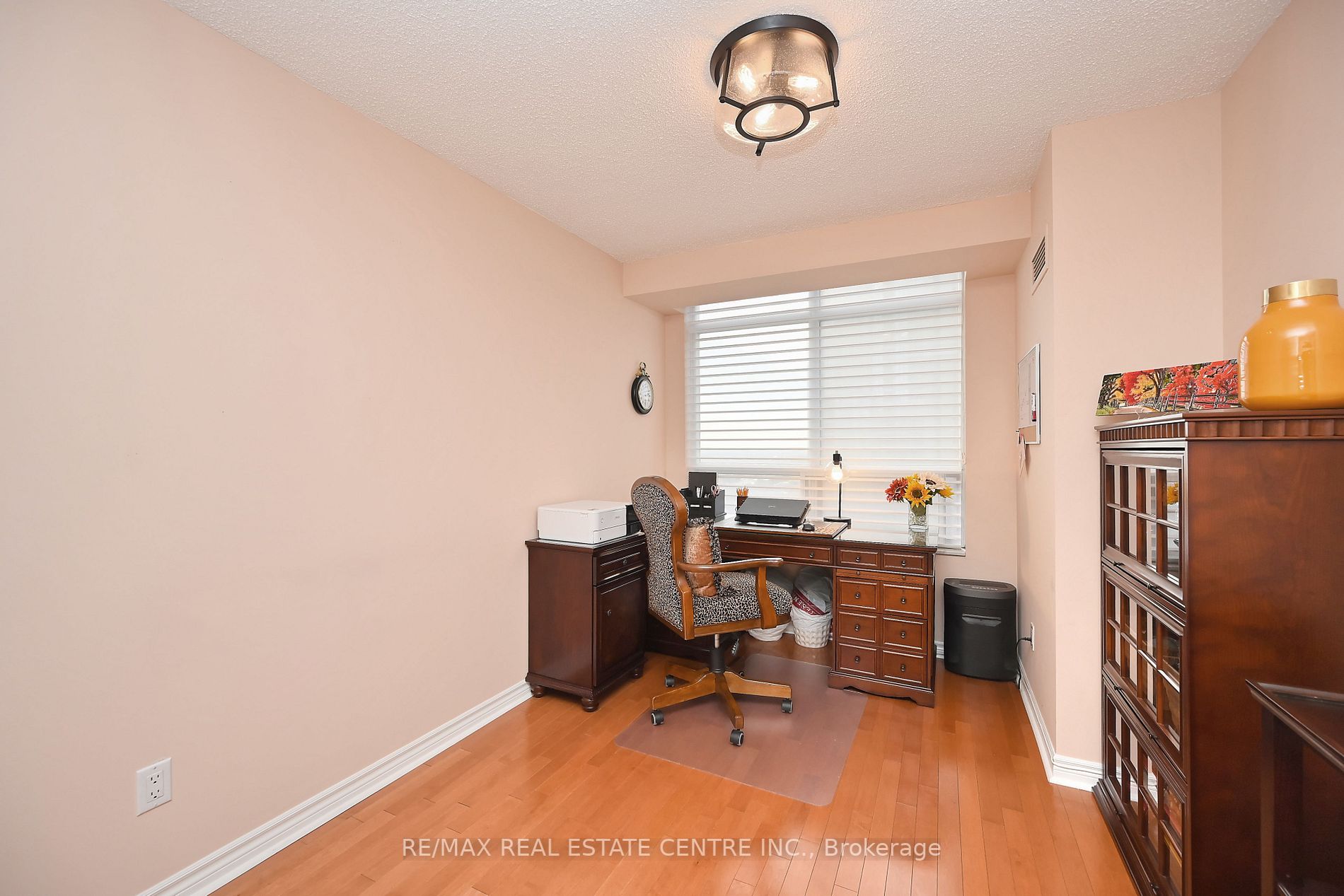 35 Kingsbridge Garden Circ, #2013
