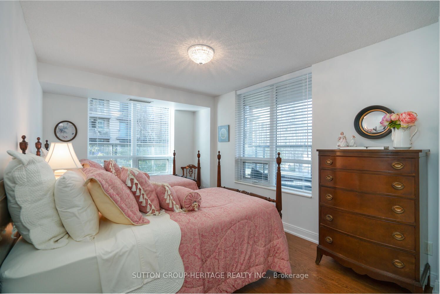 25 Viking Lane N, #256