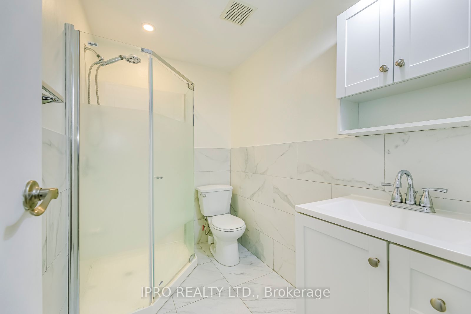 1503 Lancaster Dr