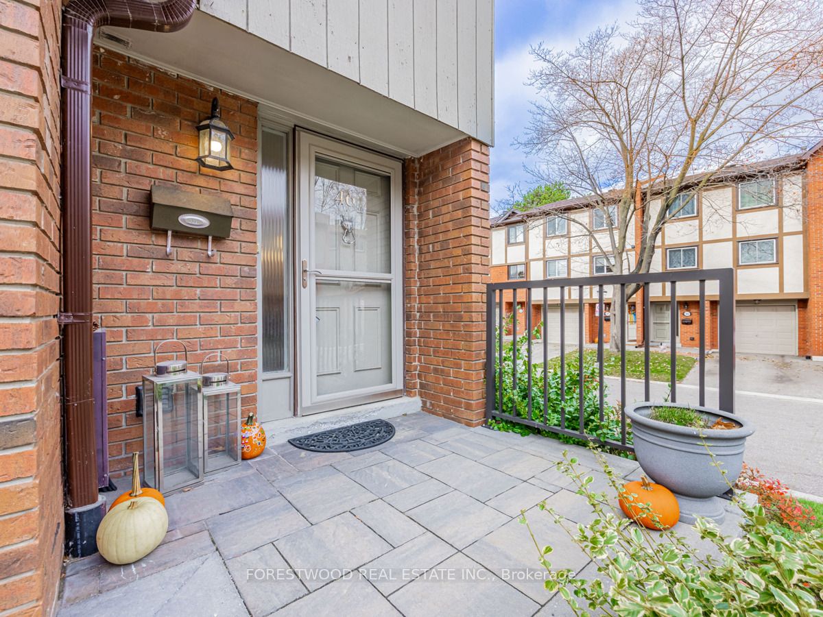 1764 Rathburn Rd E, #46