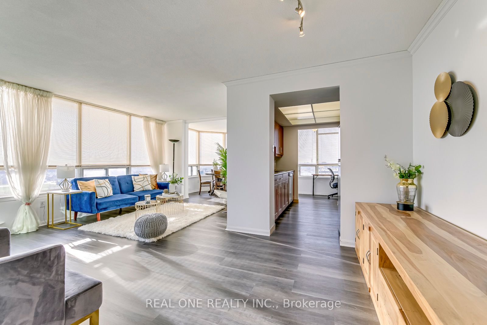 550 Webb Dr, #1008