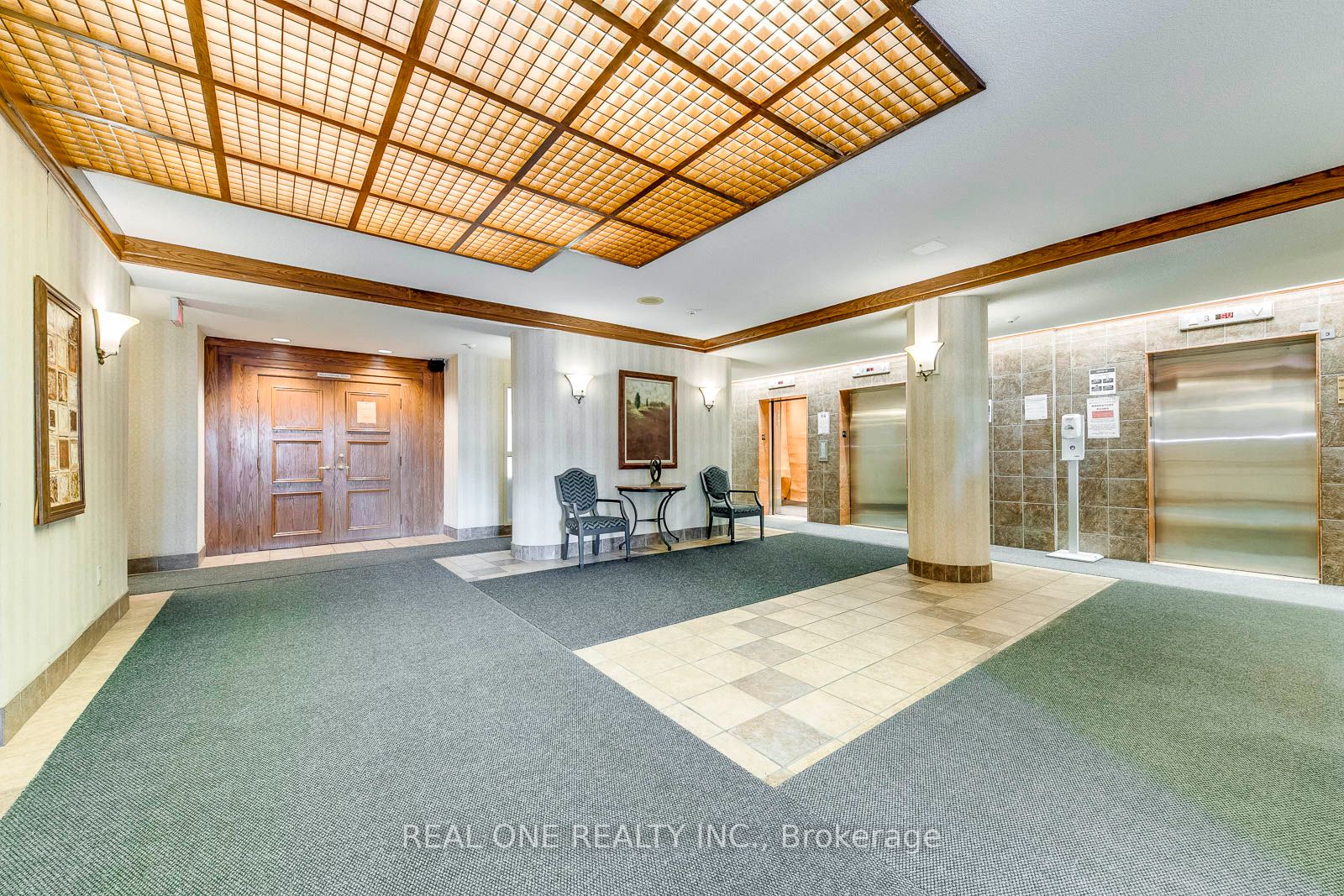 550 Webb Dr, #1008