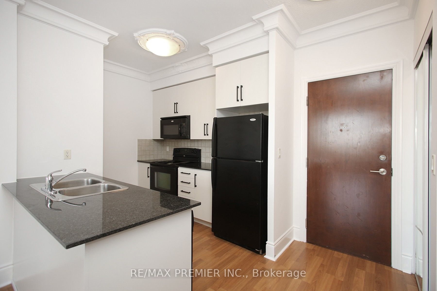 310 Burnhamthorpe Rd, #Ph 3