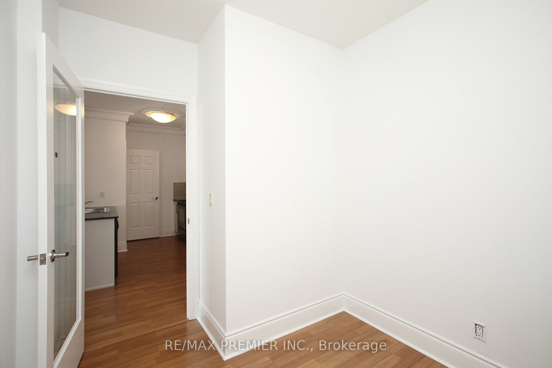 310 Burnhamthorpe Rd, #Ph 3