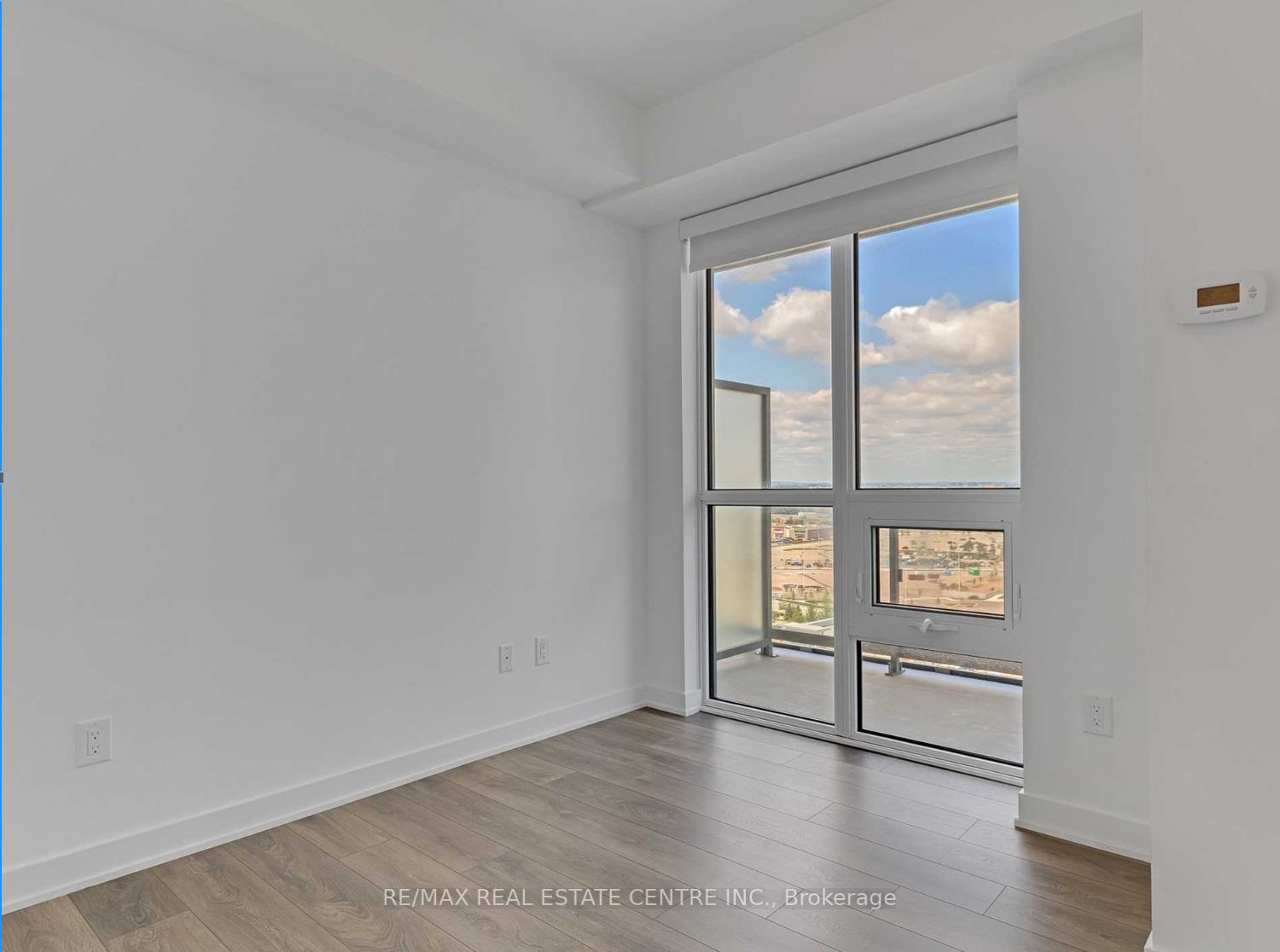4633 Glen Erin Dr, #1504