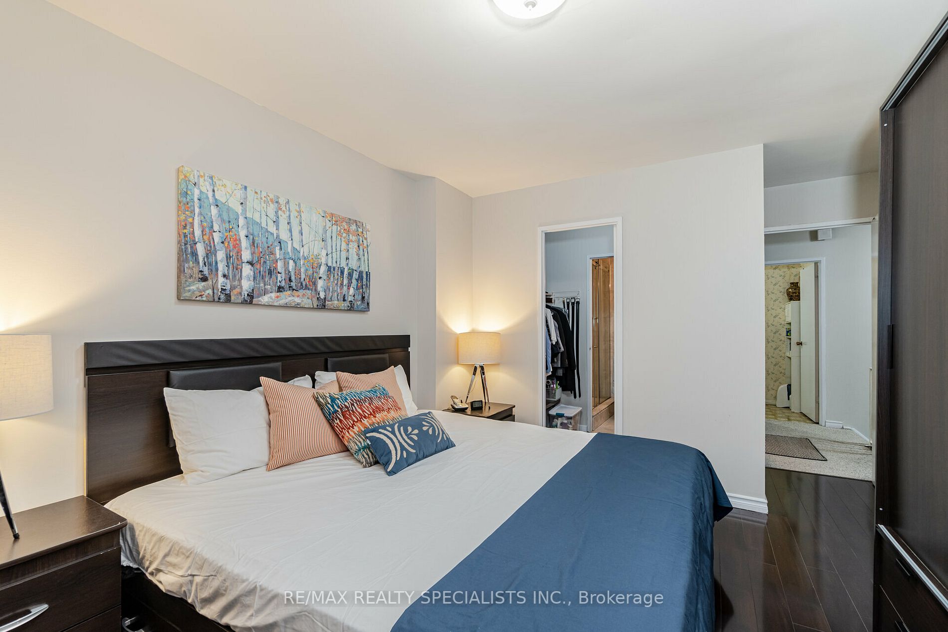 3025 The Credit Woodlands Dr N, #123