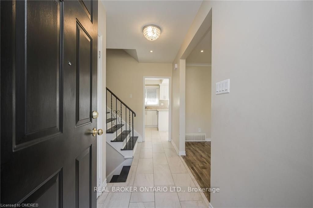 92 Sewell Dr