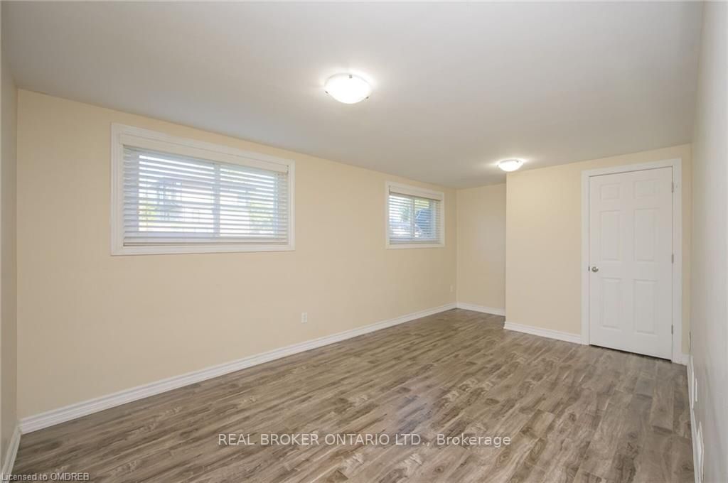 92 Sewell Dr