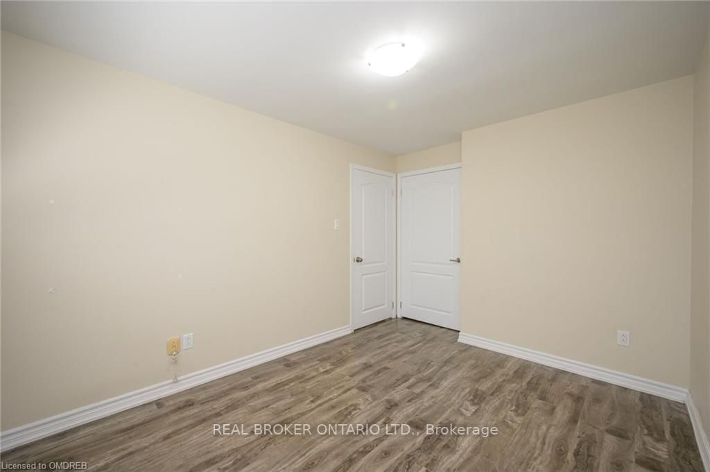 92 Sewell Dr