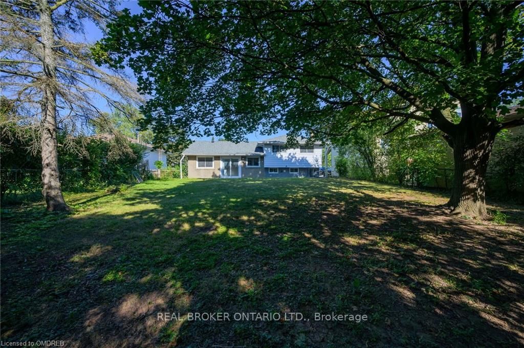 92 Sewell Dr